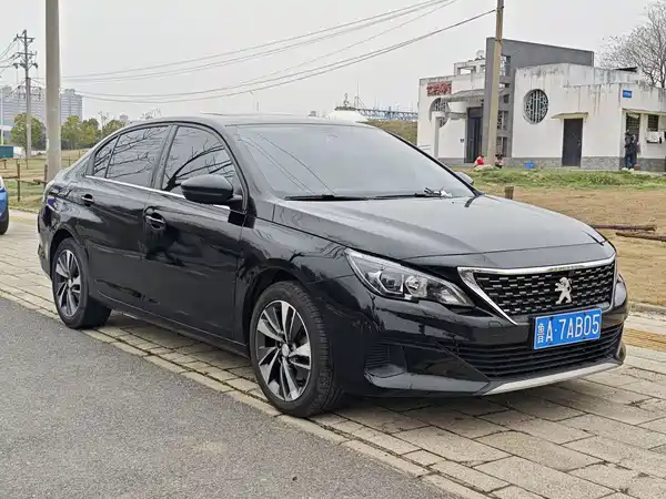 Peugeot 408 2020