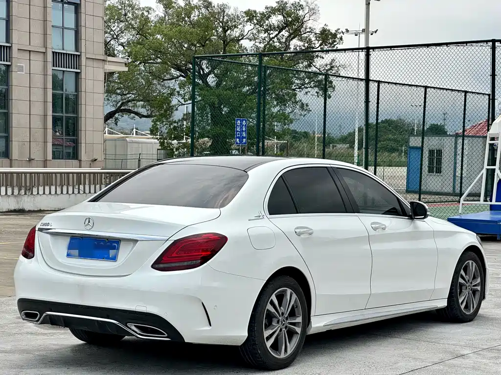 Mercedes-Benz C-Class 2020 — фото 7