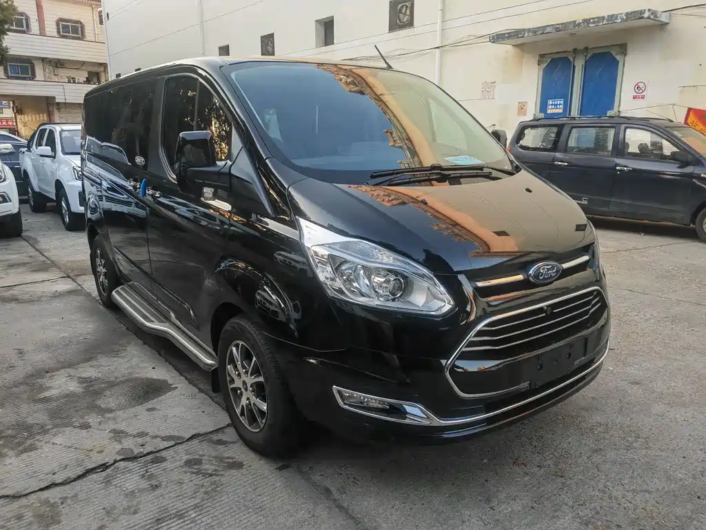 Ford Tourneo 2019 — фото 3