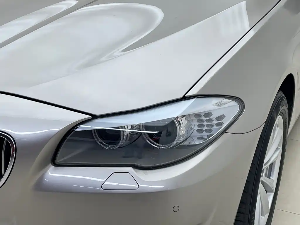 BMW 5 Series 2012 — фото 4