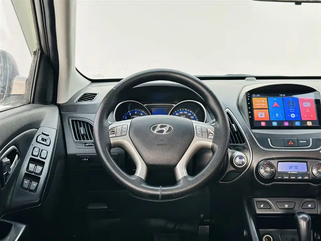 Hyundai ix35 2014 — фото 17