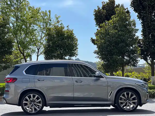 BMW X5 2022
