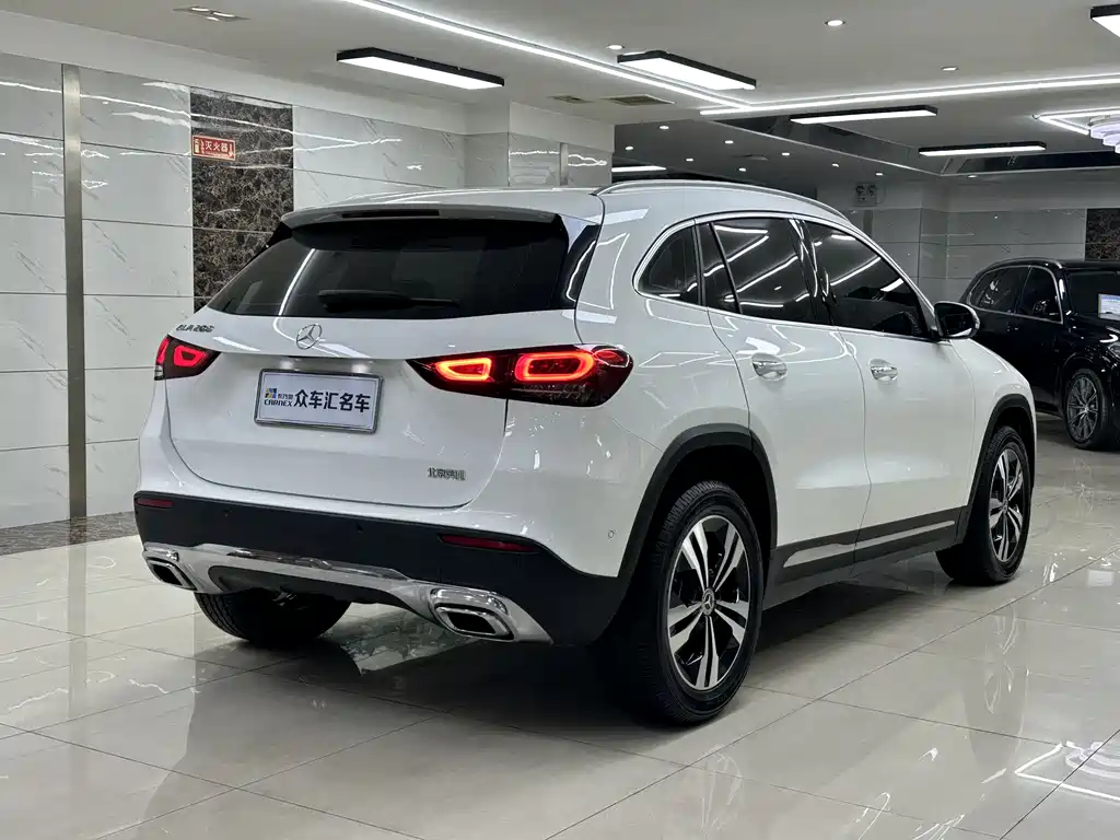 Mercedes-Benz GLA 2022 — фото 4