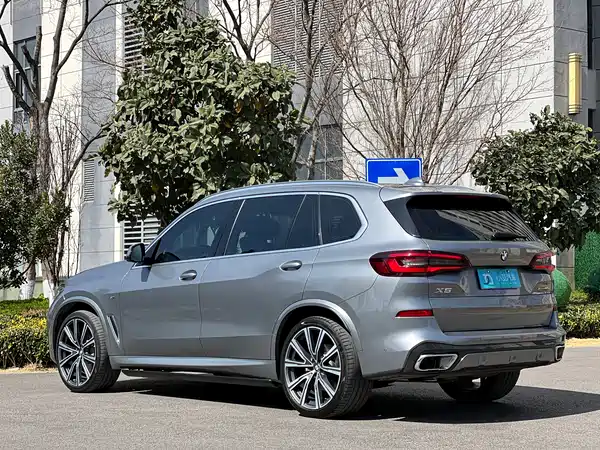 BMW X5 2022