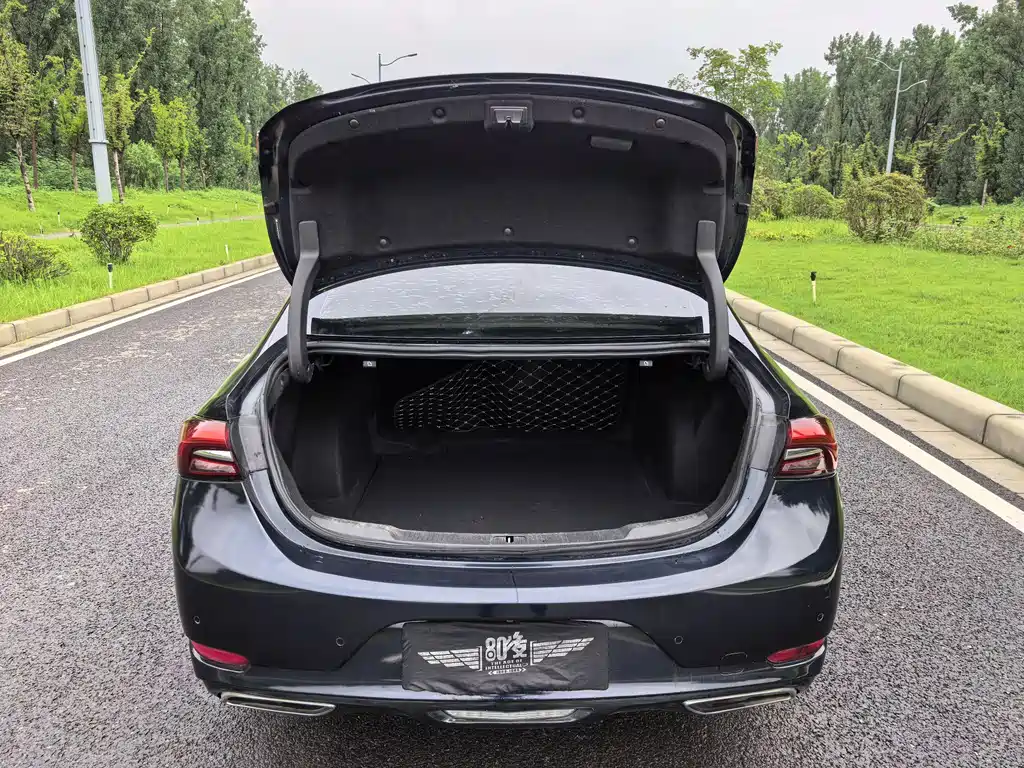 Buick LaCrosse 2019 — фото 18
