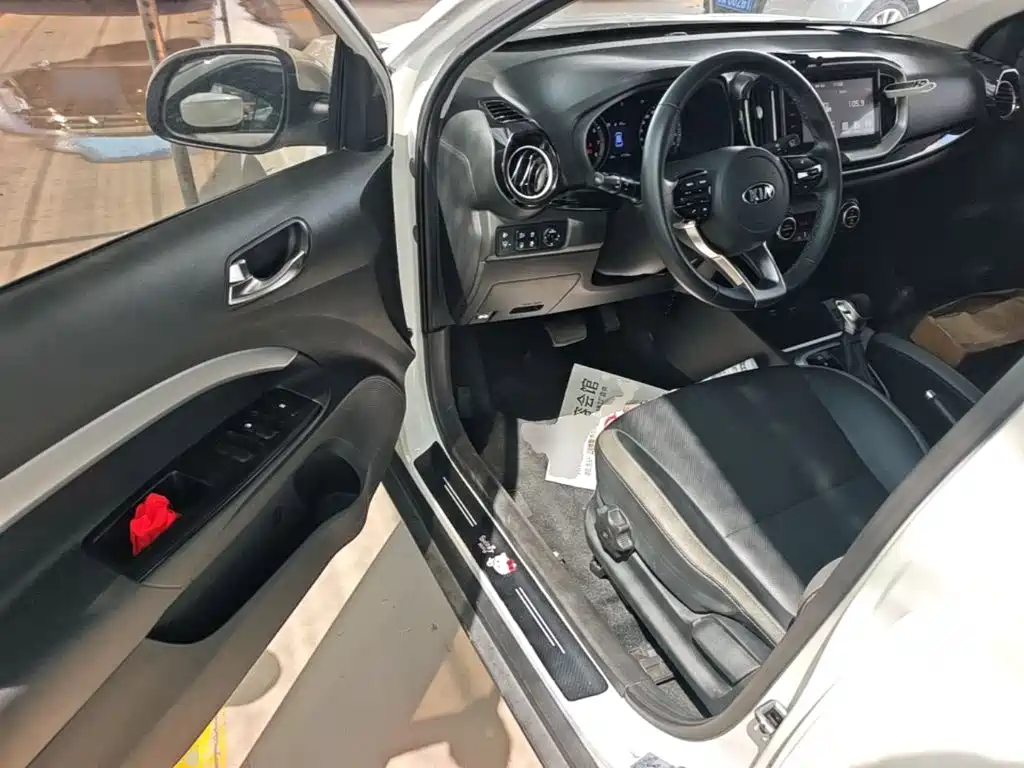 Kia KX1 2020 — фото 16