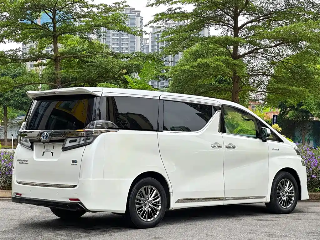 Toyota Vellfire 2019 — фото 7