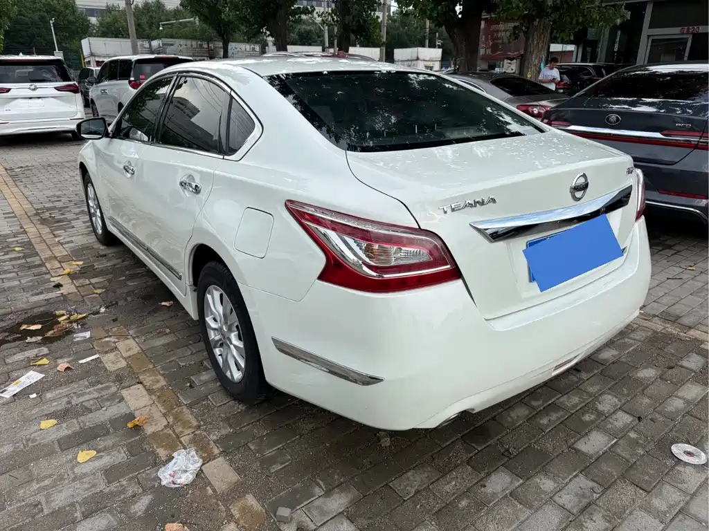 Nissan Teana 2014 — фото 13