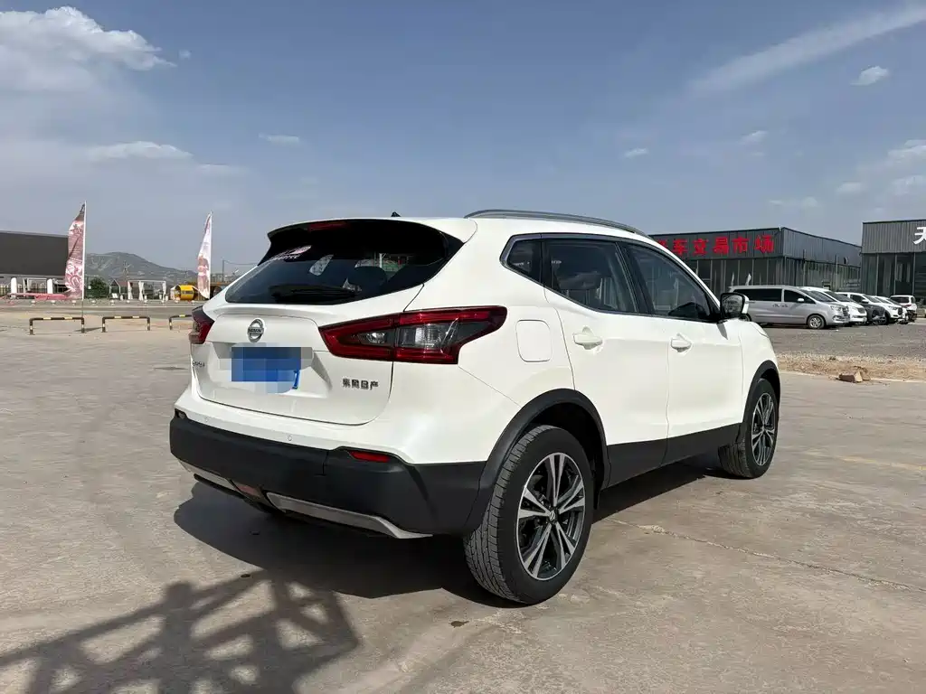 Nissan Qashqai 2022 — фото 6