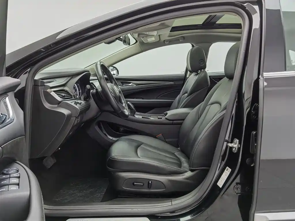 Buick LaCrosse 2023 — фото 10