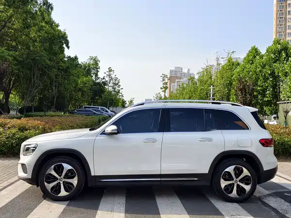 Mercedes-Benz GLB 2022