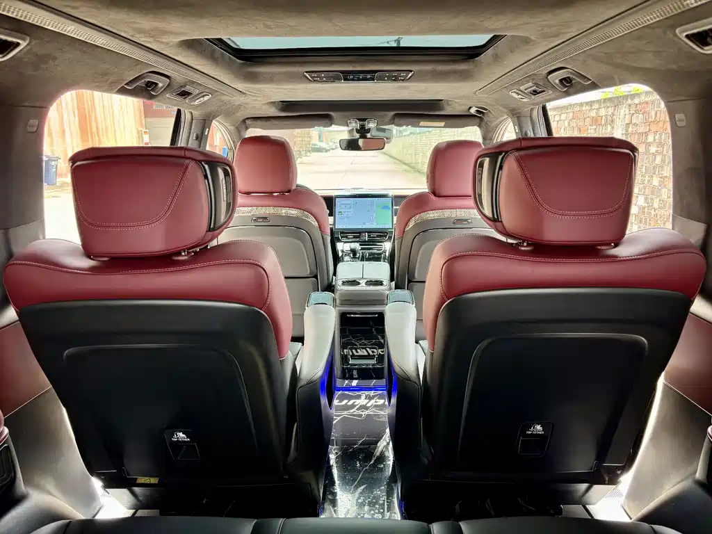 GAC Motor Trumpchi M8 2024 — фото 17