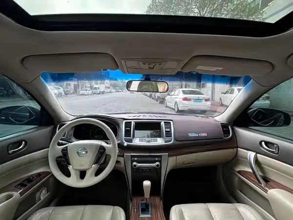Nissan Teana 2010