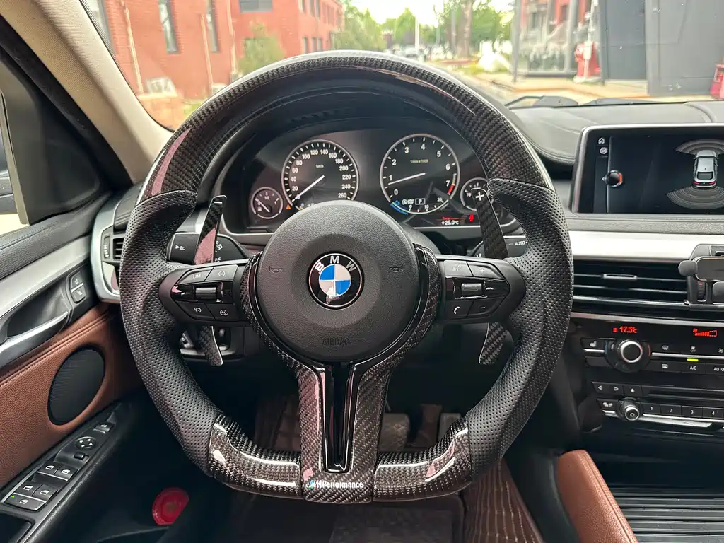 BMW X6 2017 — фото 10