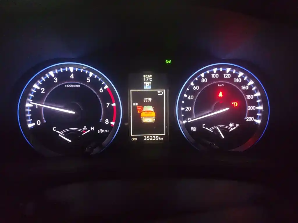 Toyota Highlander 2018 — фото 13