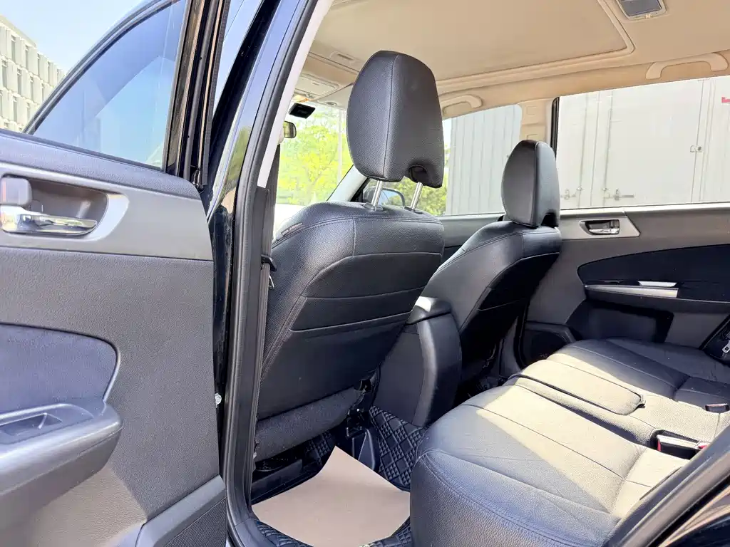 Subaru Forester 2012 — фото 16
