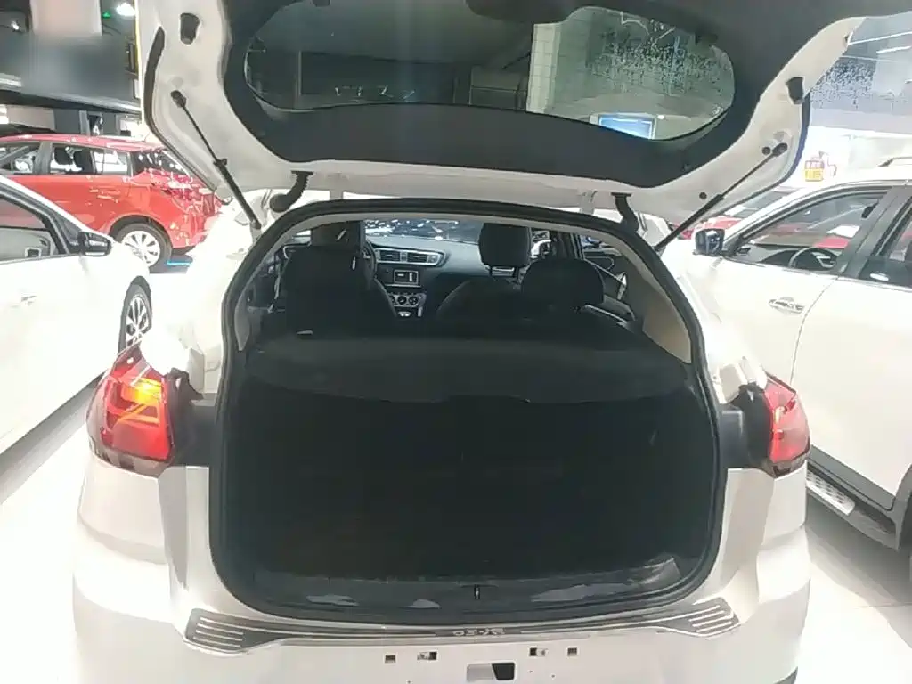 Citroen C3-XR 2015 — фото 19