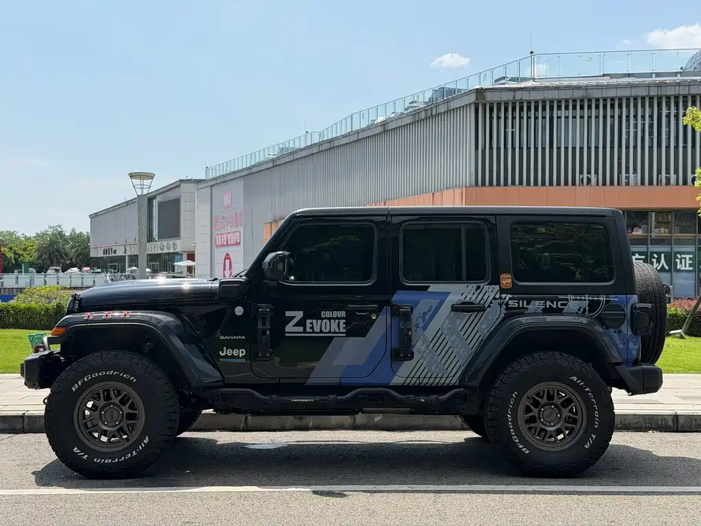 Jeep Wrangler 2021 — фото 9