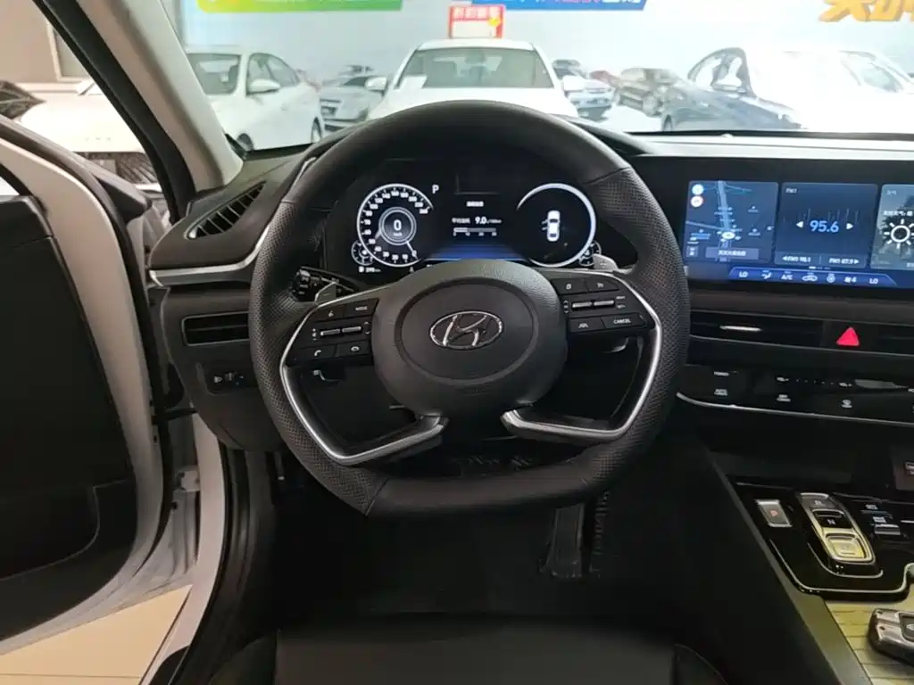 Hyundai Sonata 2024 — фото 11
