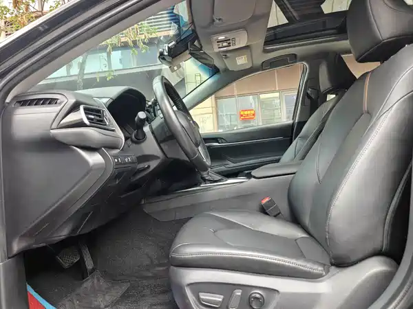 Toyota Camry 2023