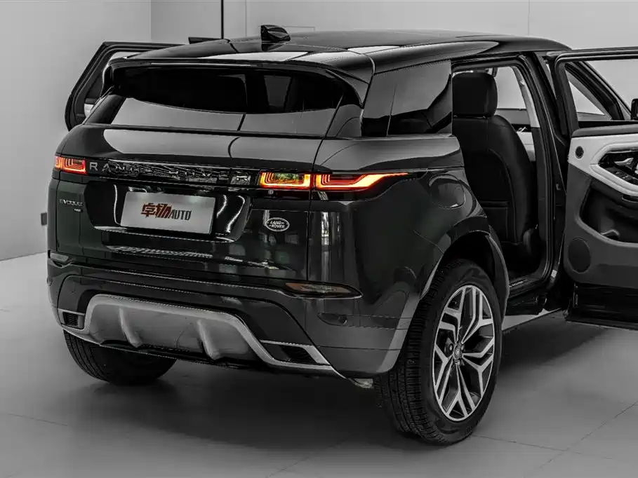 Land Rover Evoque 2022 — фото 39
