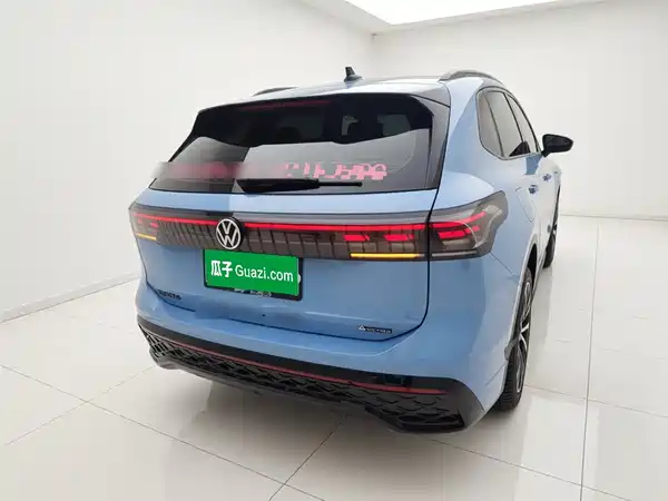 Volkswagen Tiguan L 2024