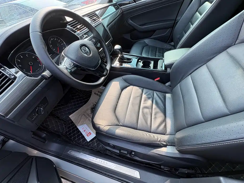 Volkswagen Phideon 2018 — фото 14