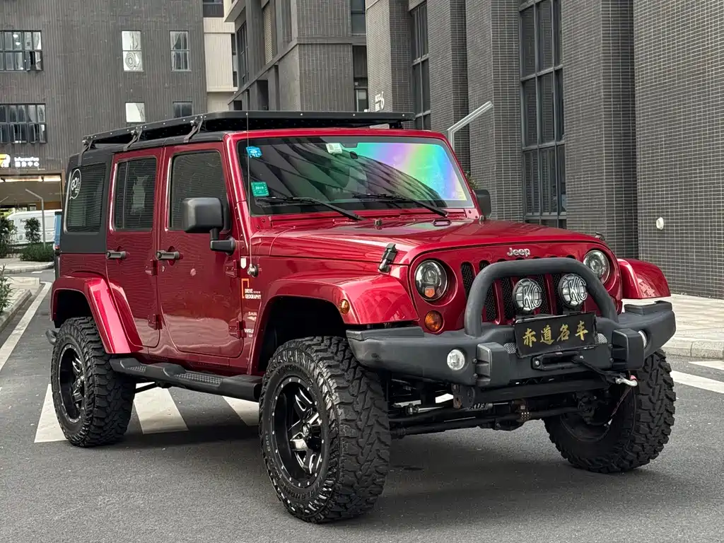 Jeep Wrangler 2012 — фото 2