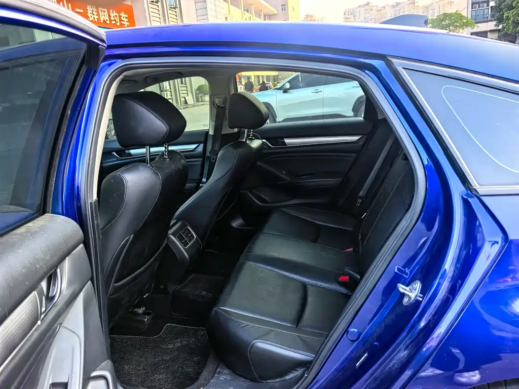 Honda Accord 2021 — фото 15