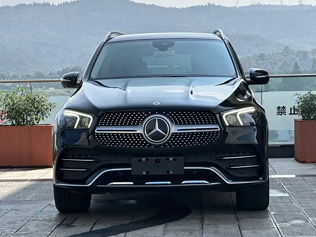Mercedes-Benz GLE 2020 — фото 3