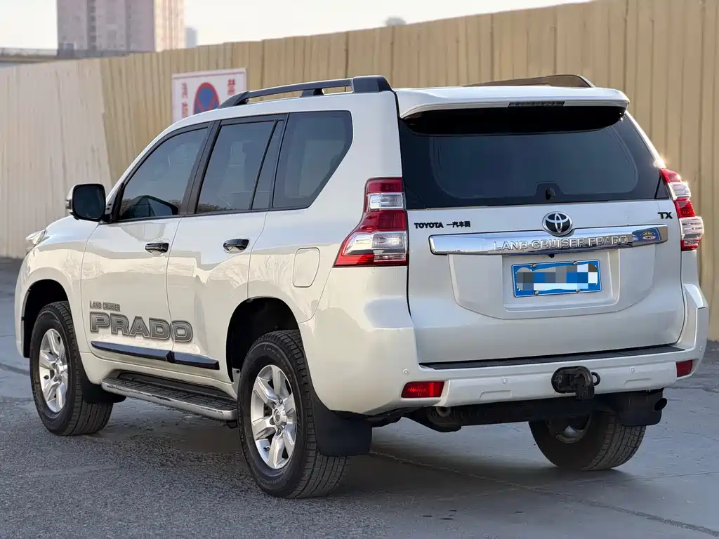 Toyota Prado 2016 — фото 9