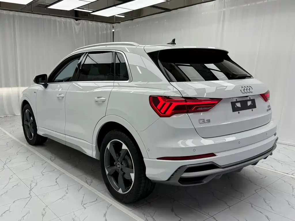 Audi Q3 2022