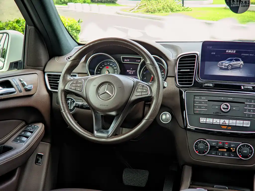 Mercedes-Benz GLE 2018 — фото 8