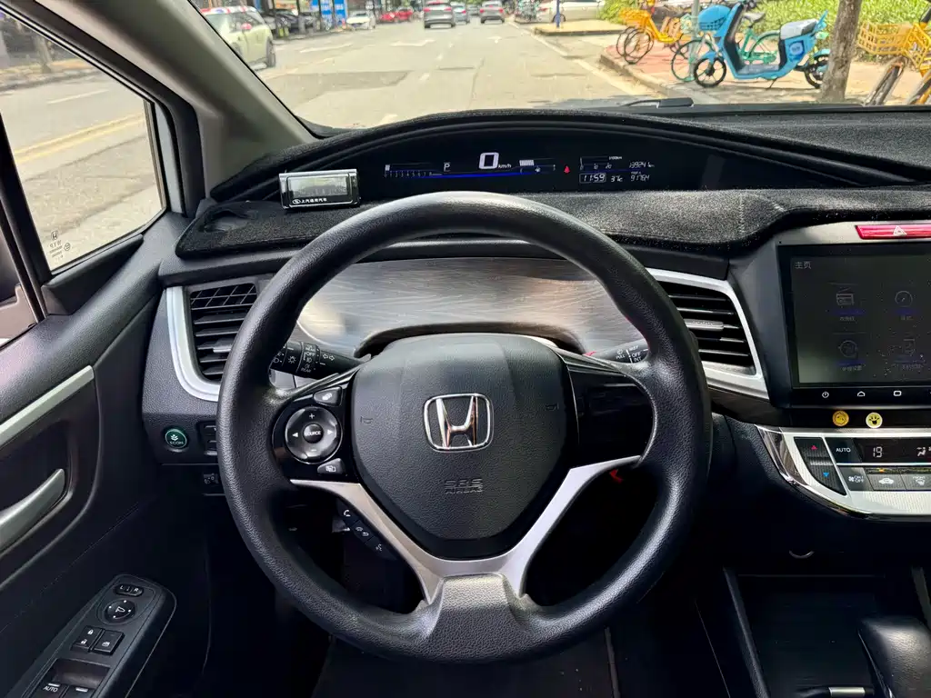 Honda Jade 2017 — фото 12