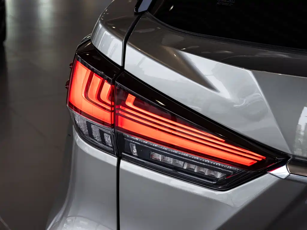 Lexus RX 2022