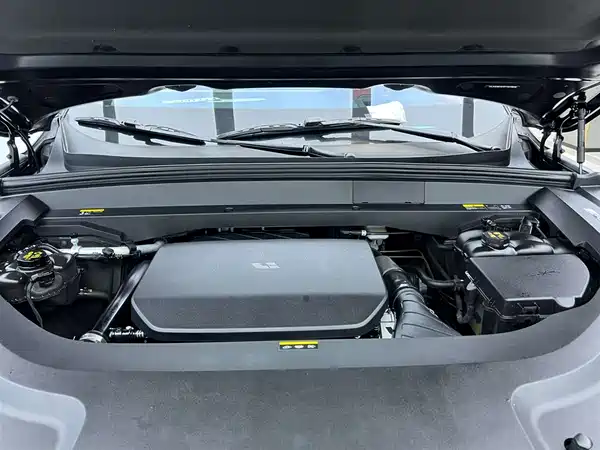 Li Auto L9 2024