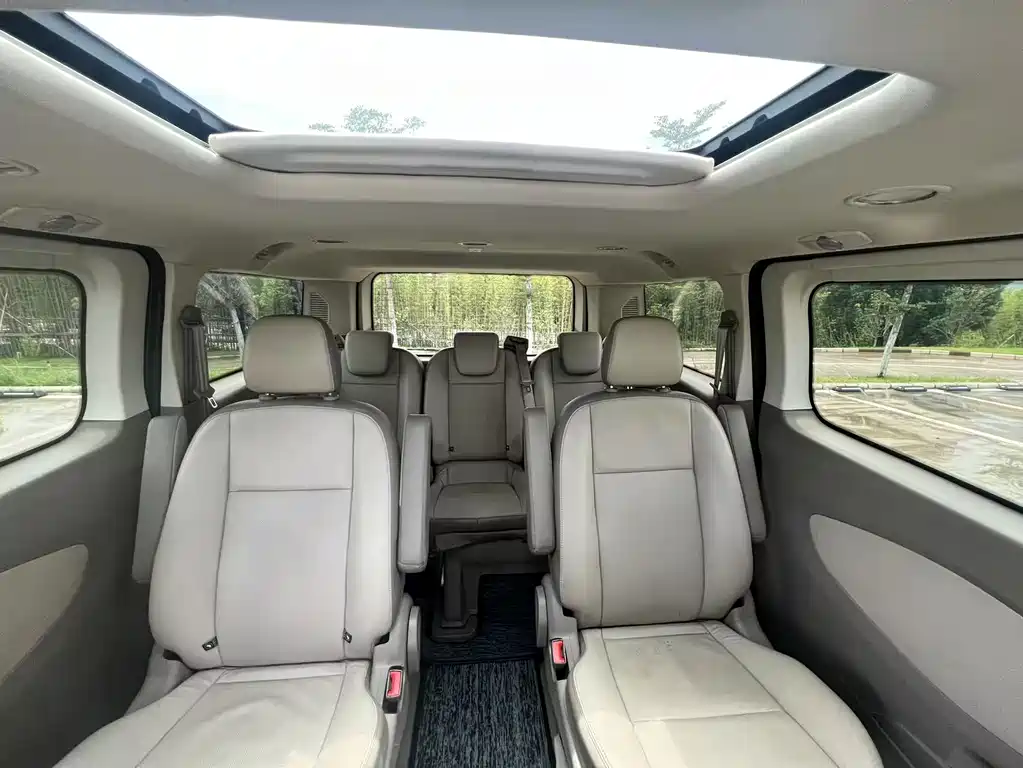 Ford Tourneo 2020 — фото 11
