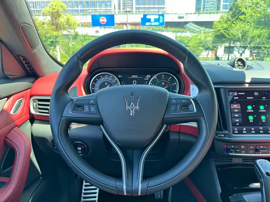 Maserati Levante 2022 — фото 9