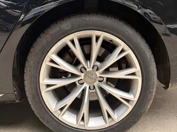 Audi A8 2016