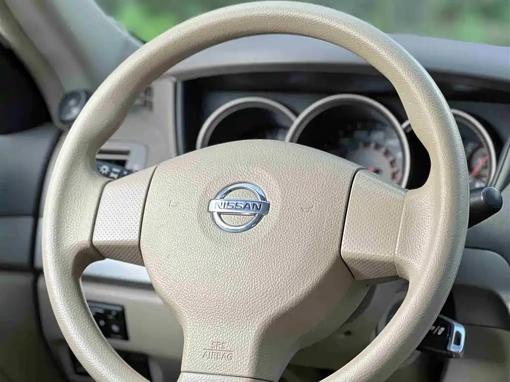 Nissan Sylphy 2016 — фото 13