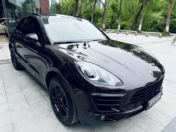 Porsche Macan 2016
