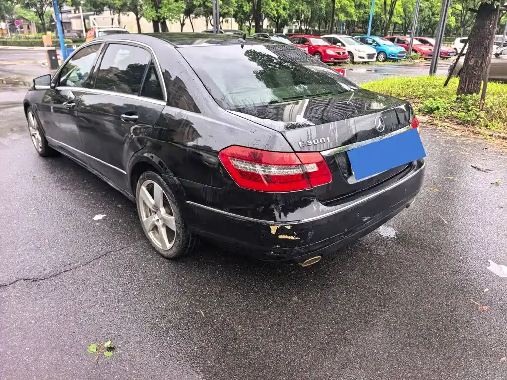 Mercedes-Benz E-Class 2013