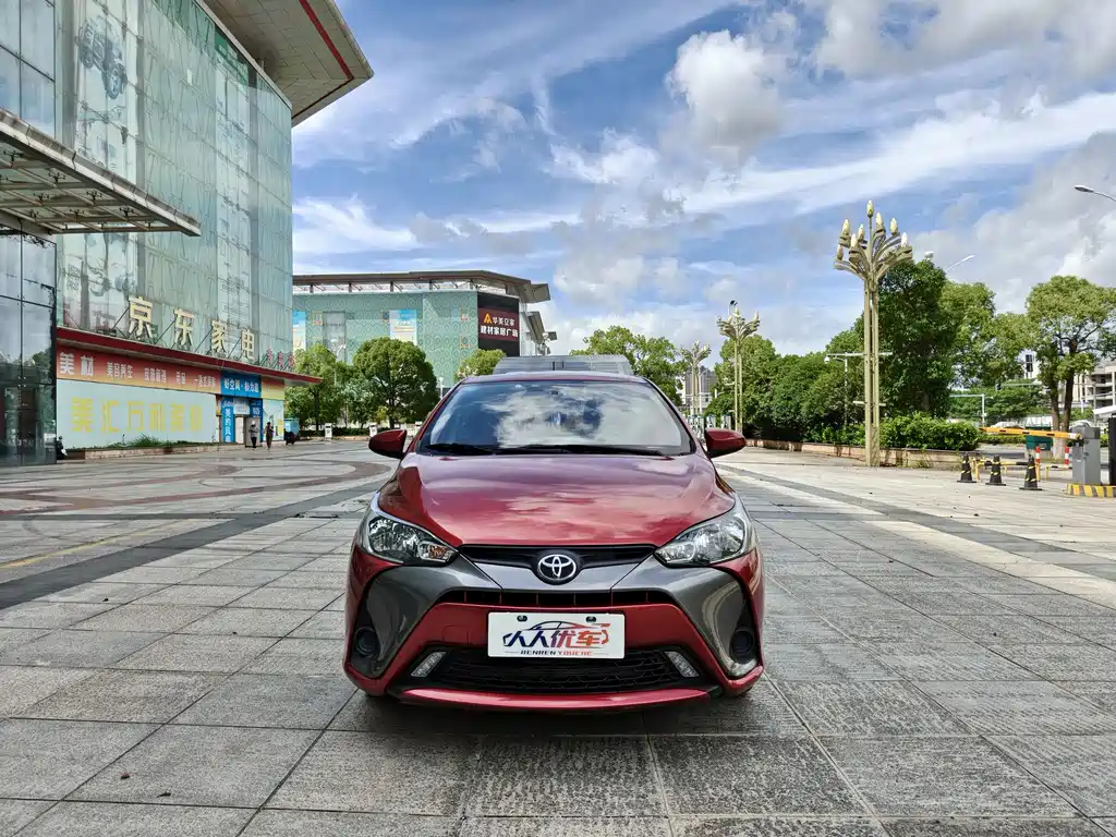 Toyota Yaris L 2019