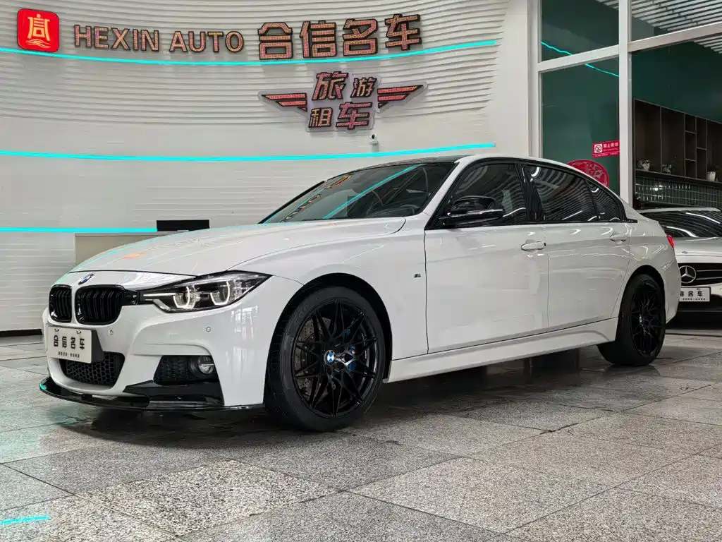 BMW 3 Series 2018 — фото 1