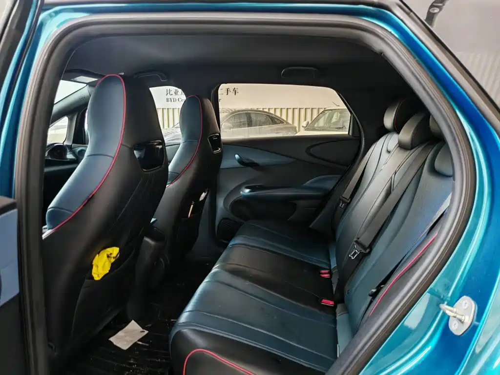 BYD Dolphin 2022 — фото 10