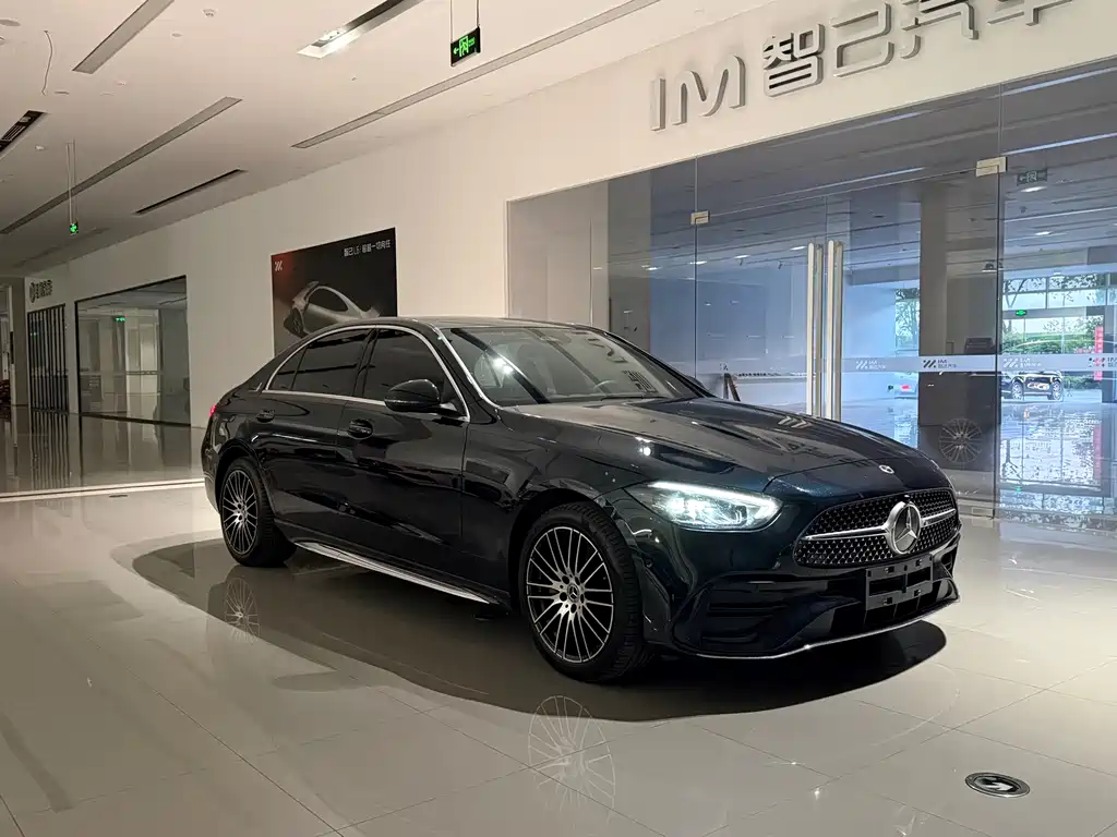 Mercedes-Benz C-Class 2023 — фото 1