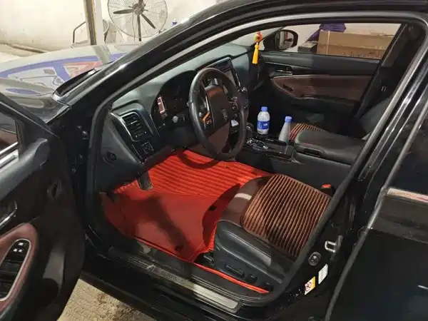 Toyota Crown 2017
