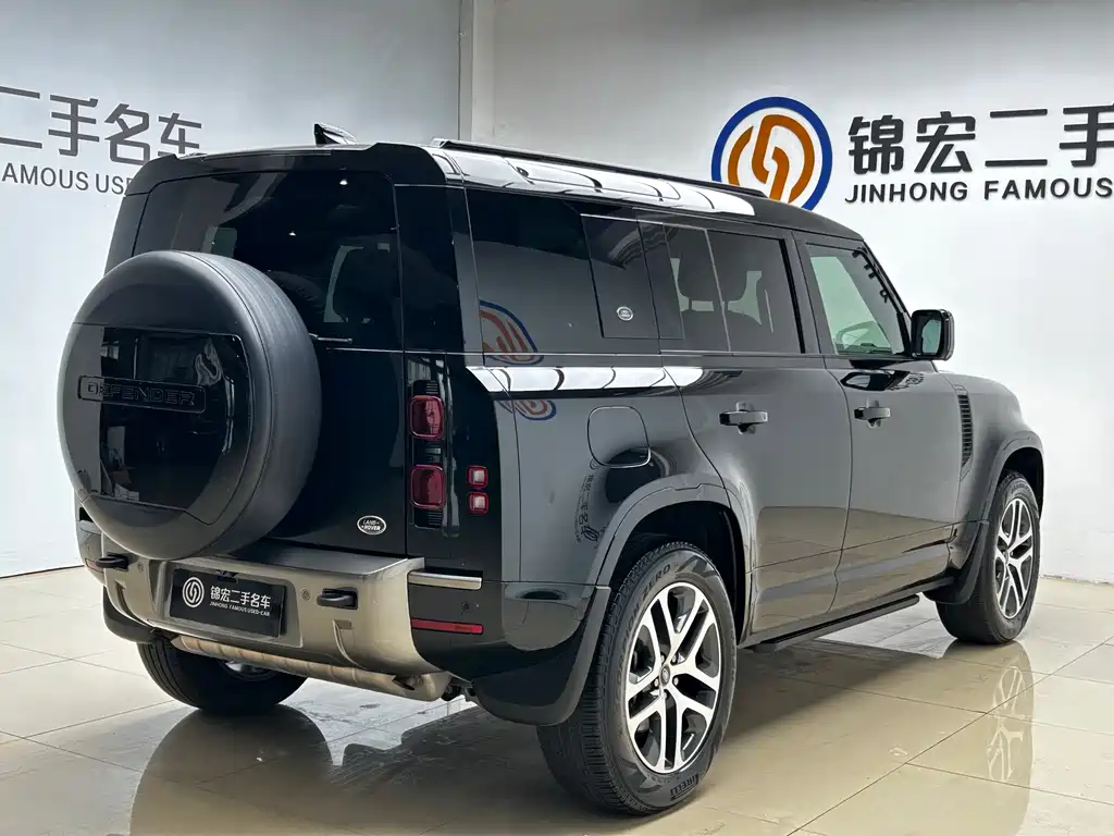 Land Rover Defender 2021 — фото 22