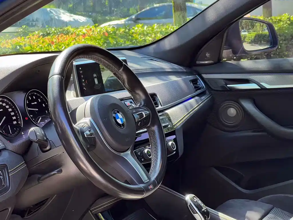 BMW X2 2018 — фото 14