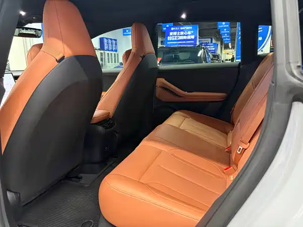 NIO ET5T 2024